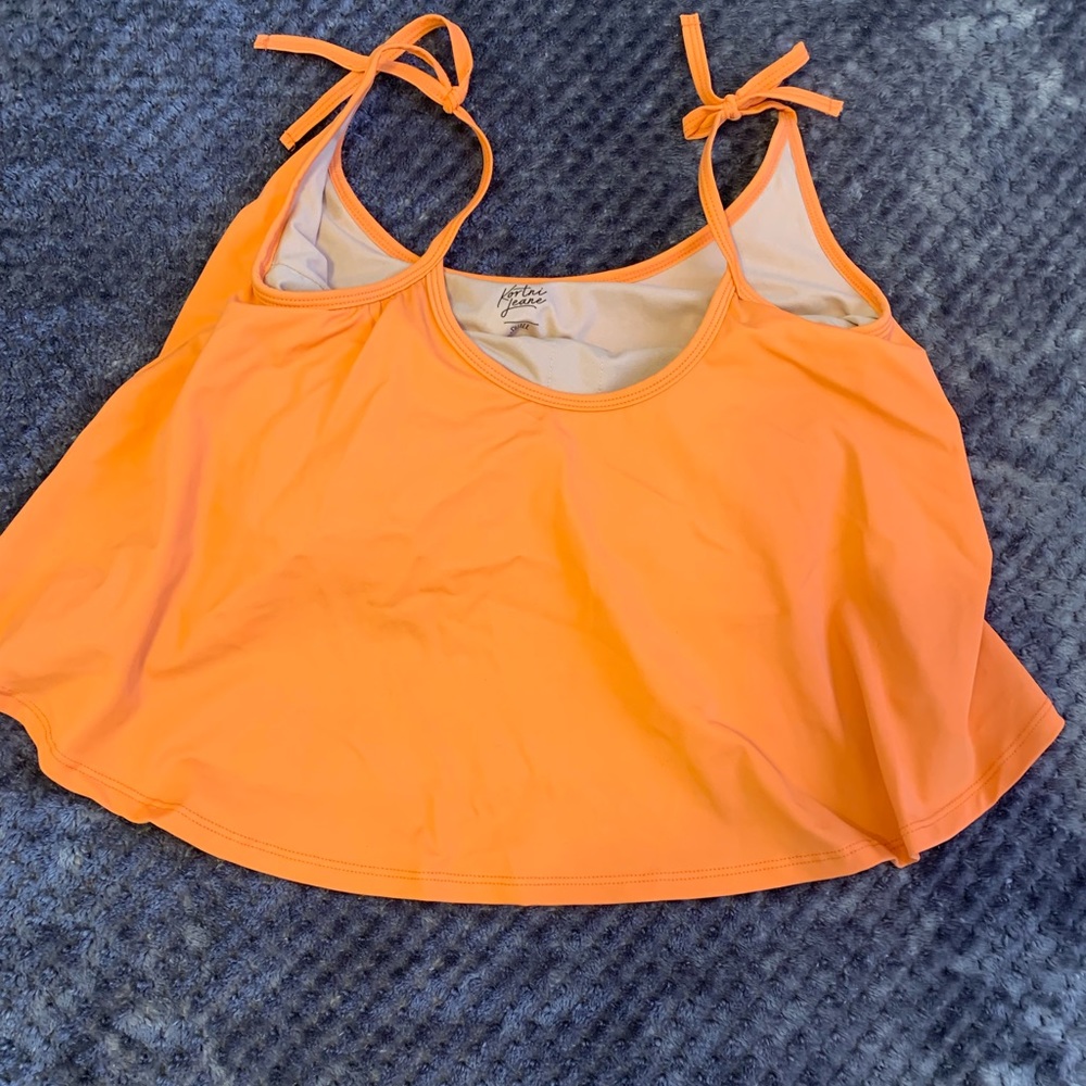 Kortni jeane swing top